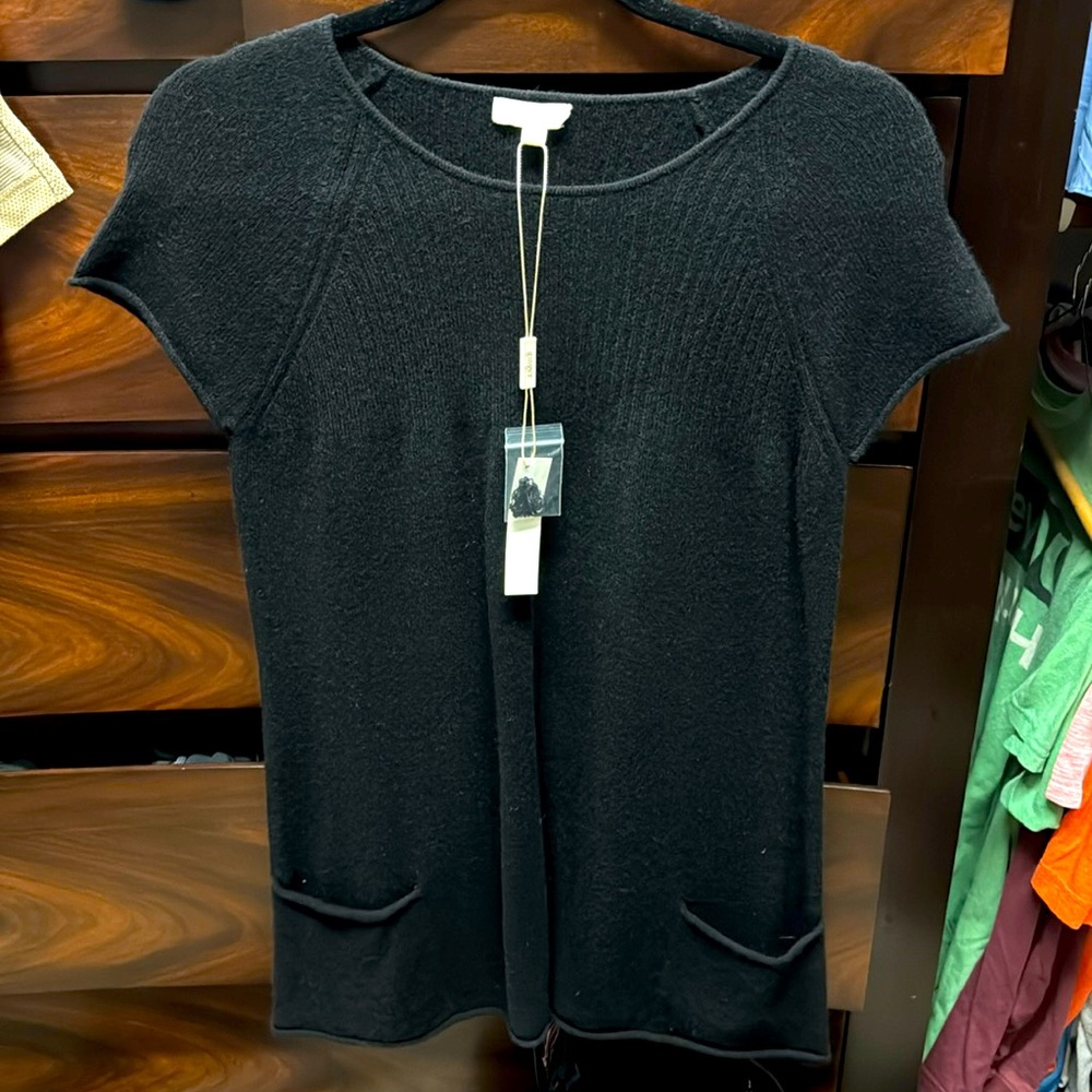 NWT 100% Cashmere Short Sleeve Sweater size M